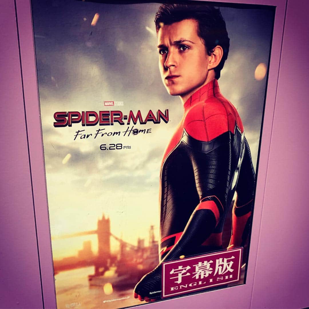 飯田カヅキさんのインスタグラム写真 - (飯田カヅキInstagram)「『スパイダーマン：ファー・フロム・ホーム』を観てきました。かなり面白かった。  #スパイダーマン #スパイダーマンファーフロムホーム #spiderman #spidermanfarfromhome #映画 #movie #cinema #mcu #マーベル #marvel」6月29日 13時22分 - kazukiiida_strange