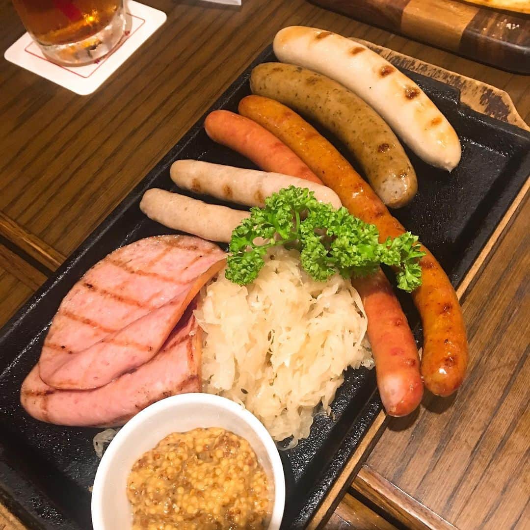 金巻ともこのグルメインスタ