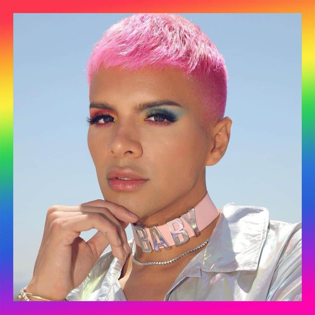 Maybelline New Yorkさんのインスタグラム写真 - (Maybelline New YorkInstagram)「Leave only 🌈  if you're LIVING for @gabrielzamora's rainbow #pride makeup look! He's wearing #fitmefoundation, #masterchrome in 'molten gold', #lemonadecraze and #sodapoppalette. Watch the tutorial on our channel: youtube.com/maybellinenewyork! 🏳️‍🌈#mnypride #pridemakeup #regram」6月29日 4時55分 - maybelline