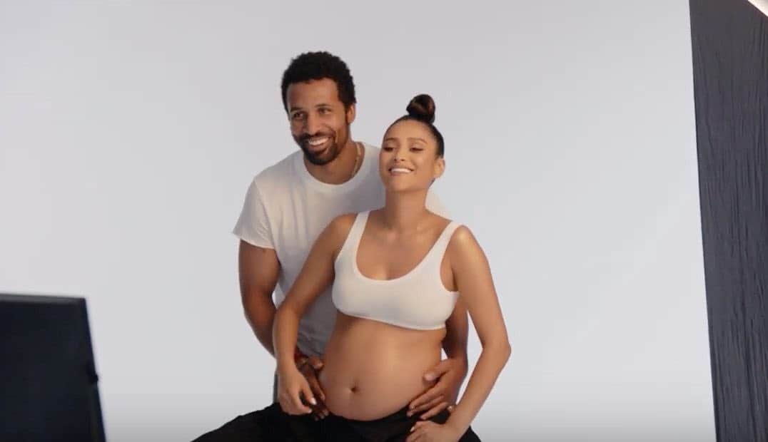 E! Onlineさんのインスタグラム写真 - (E! OnlineInstagram)「Shay had a secret and she kept it... now all of us are SHOCKED. Link in bio to watch her pregnant journey with boyfriend Matte Babel. (📷: Youtube)」6月29日 4時56分 - enews