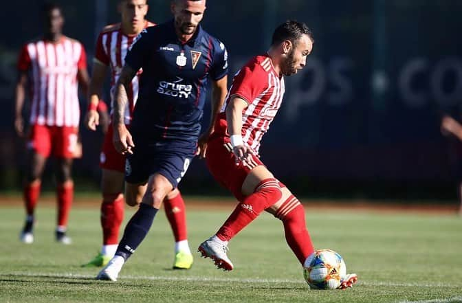 マテュー・ヴァルブエナさんのインスタグラム写真 - (マテュー・ヴァルブエナInstagram)「First minutes and first match with the team 💪 Feeling good on the pitch! #olympiacos 🔴⚪️」6月29日 5時07分 - mv28_officiel