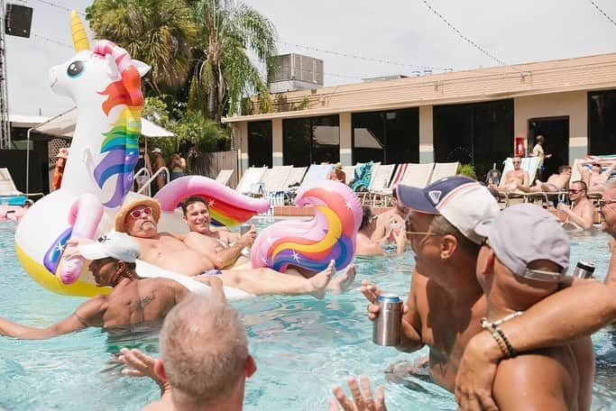 TIME Magazineさんのインスタグラム写真 - (TIME MagazineInstagram)「“These bars…they’re the staging grounds for our dreams—of connection, family, a night’s glory or a lifetime of it,” author and poet Alexander Chee (@cheemobile) writes of the significance of #LGBTQ bars. Fifty years after the #Stonewall riots, TIME commissioned photographers across #America to document these spaces throughout June, whether they are a local spot with a juke box and some beers in plastic cups, or a club with a stage and a roof bar, in a big city or a tiny town. See more of these bars, from Florida to Alaska, at the link in bio. Photographs by @isadorakosofsky (West Hollywood), @evanjamesbenallyatwood (Portland, Ore.), @aliciavera (Orlando) and Matthew Pillsbury (@screenlives) (New York) for TIME」6月29日 5時11分 - time