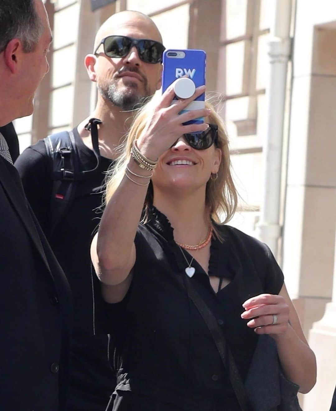 Just Jaredさんのインスタグラム写真 - (Just JaredInstagram)「@reesewitherspoon and her husband Jim Toth snap a selfie after touching down in Paris ahead of her @biglittlelies co-star @zoeisabellakravitz’s wedding! #ReeseWitherspoon #JimToth Photos: Backgrid」6月29日 7時17分 - justjared