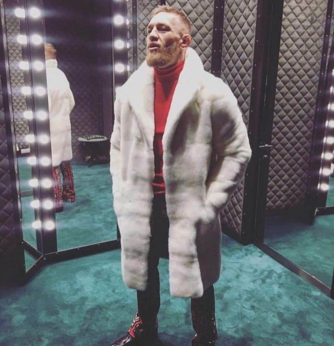 コナー・マクレガーさんのインスタグラム写真 - (コナー・マクレガーInstagram)「The Original Gucci mink!  I bought this coat for 55 thousand U.S Dollars at the Gucci boutique store on 5th Avenue in New York.  The same location I then bought the second one, with the dragon emblazoned on the back. Costing 80k. Both these coats are hand made 1 of 1’s! None others produced.  Not only are these coats iconic from a fight game standpoint - One being apart of the UFC’s first legal event in the state of New York, and the night the Champ Champ was born, and the other being apart of the highest grossing event, and biggest crossover fight in combat sports history, McGregor/Mayweather, they are now even more rare and iconic, as Gucci have since discontinued all animal skin clothing from their line. These coats are 1 of 1 and the last of their kind.  All white, floor length, Gucci mink! And I have the only two in existence!  The plain one has a large tiger embroidered into the seem of the coat, which I paired with a pair of wide-end Gucci pants, while the other has the unescapable dragon, emblazoned across the back, reaching around to the front, and through the entire belly of the coat!  Which I paired with my very own @augustmcgregor pants! I currently have both minks in a large freezer to maintain them. I was advised this by Donatella Versace at the British Fashion awards.  I’m not sure what will become of them, but I know one things for sure. These babies are iconic!  One of a kind, and never to be made again! Wow!  I knew upon purchase these coats would come back to me some how, and they did in PPV revenue, but the more I think of it, these babies are like art pieces now!  I am going to leave them to my kids, kids.  Who knows what they will be worth in many years to come? I estimate a hell of a lot! When you’re good you’re good, and when you’re great, you’re Gucci!  Yours sincerely,  The Gucci mink pimp,  The Champ Champ,  The Notorious Conor McGregor Sr.」6月29日 8時31分 - thenotoriousmma