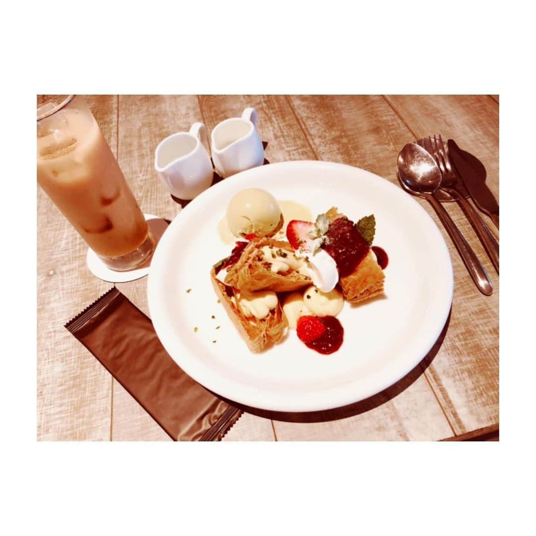 小河結香のグルメインスタ