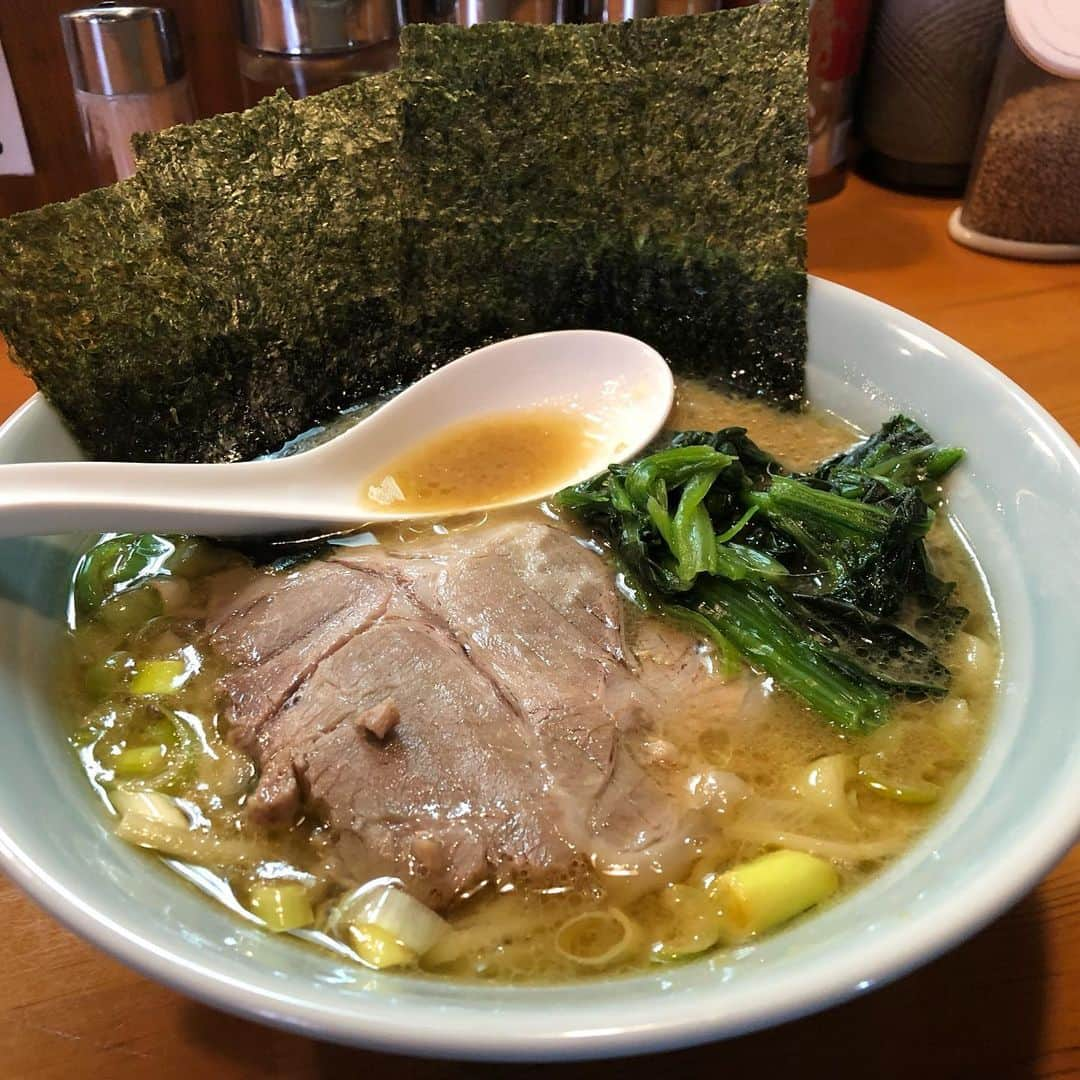 小石田純一さんのインスタグラム写真 - (小石田純一Instagram)「酔っ払って深夜にラーメン。  #ラーメン #家系ラーメン #三軒茶屋 #高はし #らーめん高はし #シメのラーメン #深夜にラーメン #ラーメン大好き #美味しい」6月29日 9時12分 - koishida.trendy