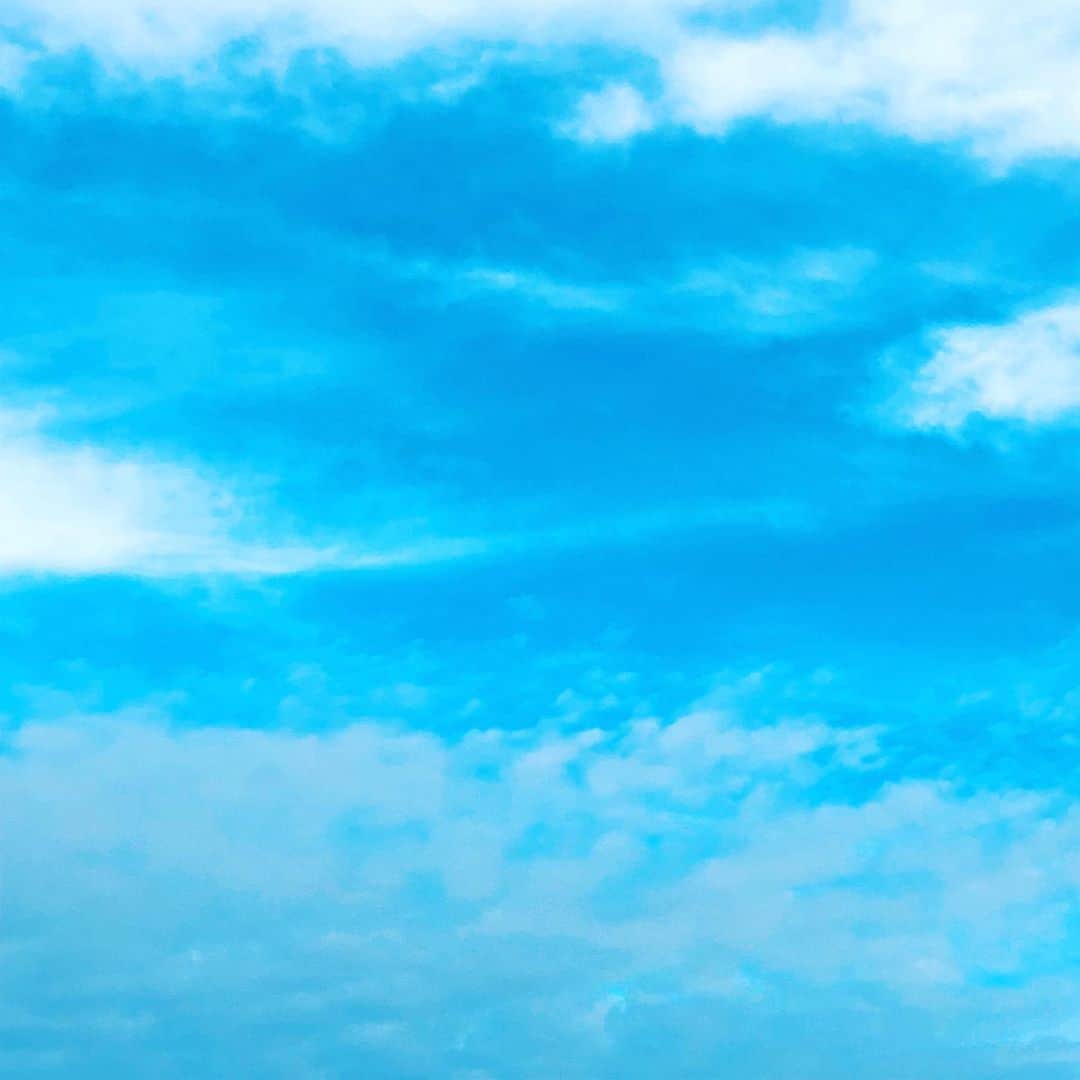 中野敬久さんのインスタグラム写真 - (中野敬久Instagram)「#sky #skyisfallin #skyisfallingdown #cloud #balcony」6月29日 9時21分 - hirohisanakano