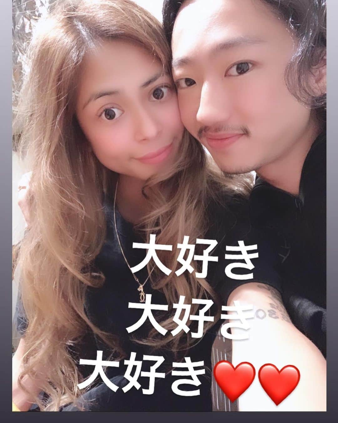 間宮梨花さんのインスタグラム写真 - (間宮梨花Instagram)「またまた、ザミールスいっちゃった😘💕❤️ここ中毒性ある！！ガーリックナンとカレーしぬほどうまいし、ほかのメニューもぜんぶおいしい❤️❤️❤️ この日ゎ旦那くん出張からかえってきた日だから、いつも以上に旦那くんにべったりなあたちでした笑😂 #ザミールス #西新宿五丁目 #カレー #タイ料理 #旦那大好き #旦那大好きな嫁 #旦那大好き部」6月29日 10時25分 - rika_aizawa0329