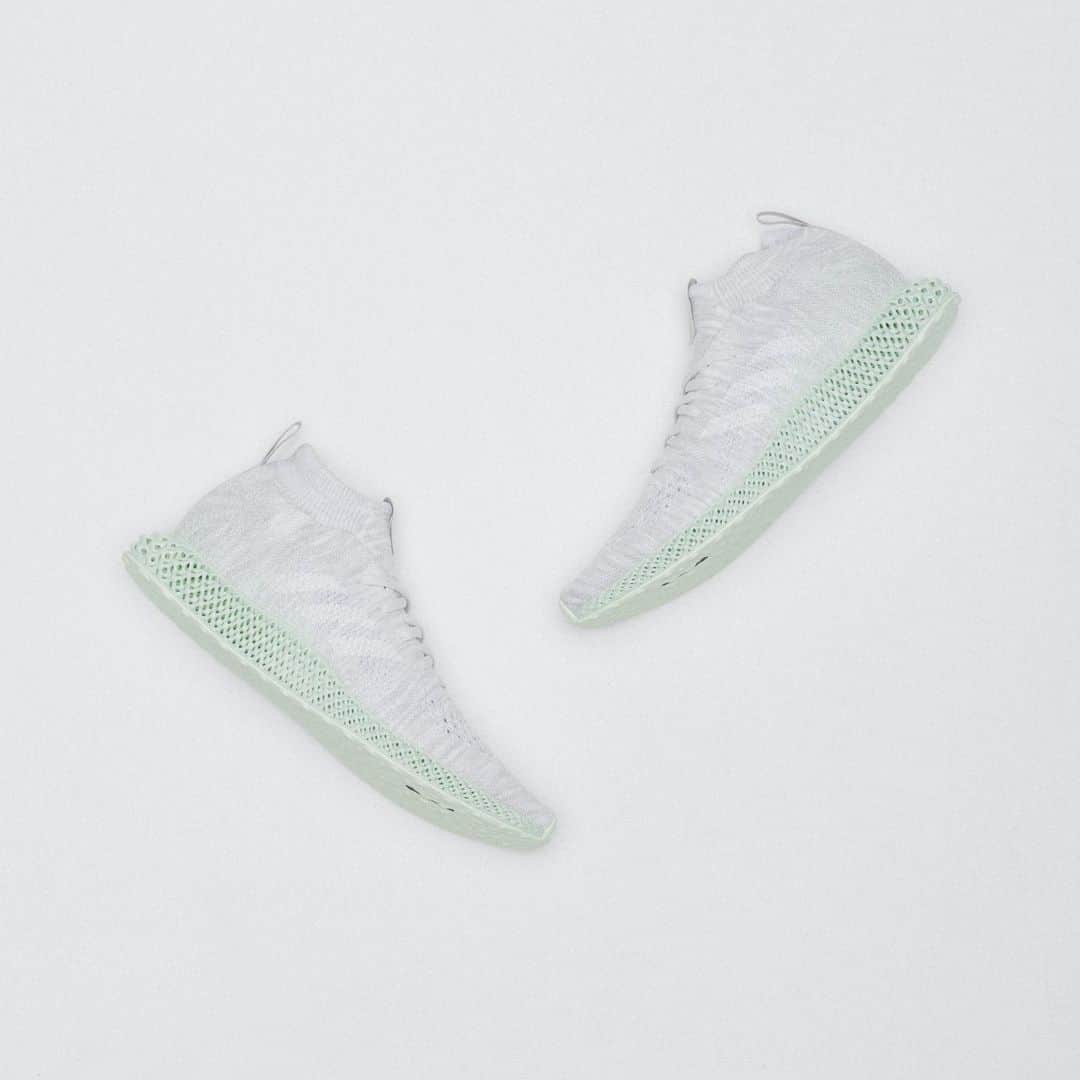UNDFTDさんのインスタグラム写真 - (UNDFTDInstagram)「adidas Consortium Runner 4D Mid “White” // Available Saturday 6/29 at All Undefeated Chapter Stores and Undefeated.com」6月29日 10時36分 - undefeatedinc