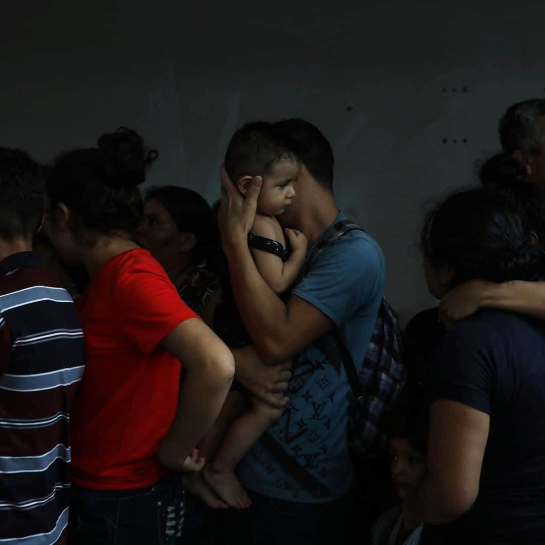 TIME Magazineさんのインスタグラム写真 - (TIME MagazineInstagram)「Detained #migrants stand together in a storage room at the back of the Azteca Hotel, where they tried to hide from Mexican #immigration agents conducting a raid, in Veracruz on June 27. #Mexico’s government has stepped up enforcement amid increasing U.S. pressure to reduce the flow of hundreds of thousands of Central Americans through Mexican territory. Photograph by @felyxmarquez—@apnews」6月29日 11時05分 - time