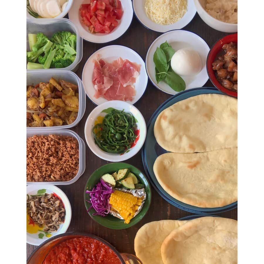 森千波さんのインスタグラム写真 - (森千波Instagram)「#1000gohan 🍕🍕🍕 . . . . . #pizza#party#home#italianfood#food#colorful#yam#🍕#ピザ#パーティー」6月29日 11時23分 - 1000wave