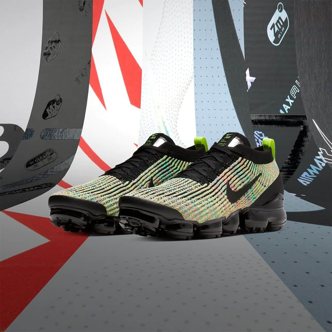 Foot Lockerさんのインスタグラム写真 - (Foot LockerInstagram)「😍 #Nike Vapor Max FK 3 'Multi' #BecauseSneakers #DiscoverYourAir Available Now, In-Store and Online」6月29日 11時37分 - footlocker