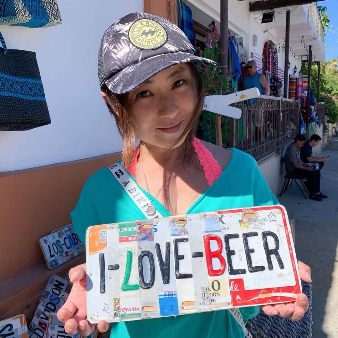 上田ユキエさんのインスタグラム写真 - (上田ユキエInstagram)「I Love Beer 🍺💕 「酒やタバコ我慢して長生きしたって面白くねえ。やりたい事やって短く生きる方がいい！」そんな父の血を一番受け継ぐ私。#snowboarder #lovebeer」6月29日 11時38分 - yukie_ueda