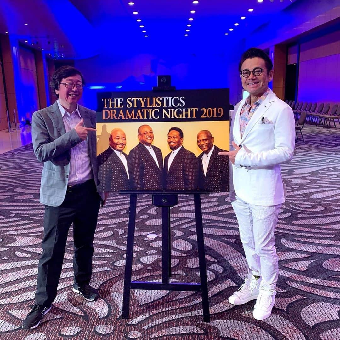 伊津野亮さんのインスタグラム写真 - (伊津野亮Instagram)「The Stylistics Live 並びに #伊津野亮 #吉岡正晴 のトークショーも 無事完結！ #baylineのリスナー 2組4名の皆さん 楽しみましたか？ The Stylisticsは 最高でした！」6月29日 21時52分 - ryoizuno