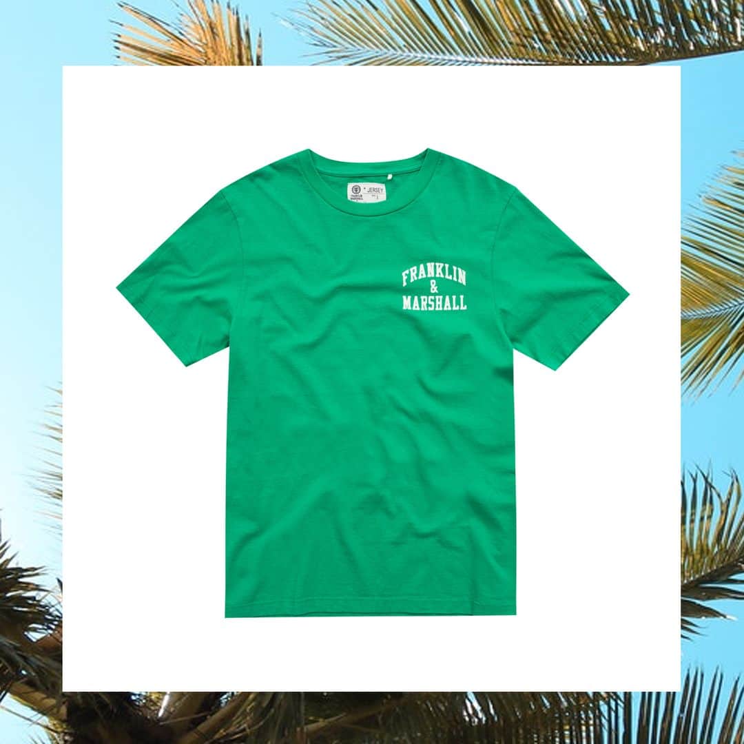フランクリン&マーシャルのインスタグラム：「Back to basics: all you need is green t-shirt.  #franklinandmarshall #fashion #fashionforwoman #fashionformen #outfit #outfitformen #outfitforwoman #ss19 #newseason #newcollection #summer #highsummer #style #cool #colour #attitude #details #mood #style #sportystyle #fandm #simplicity #red」