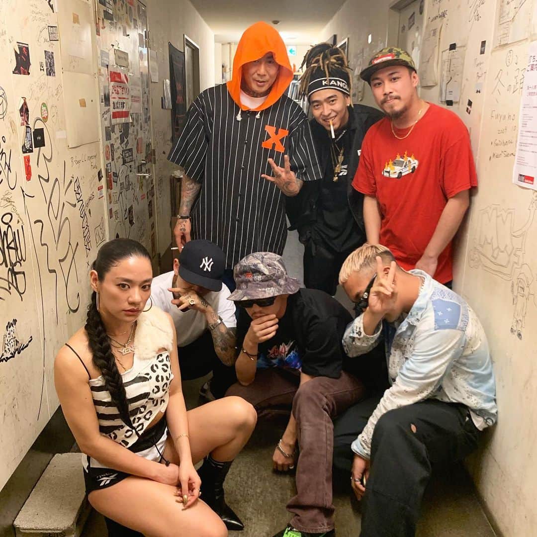 ANARCHYのインスタグラム：「@awich098 😘 @tubaki_hito 🤜🤛 @yentowntokyo  @onepercent.jp」