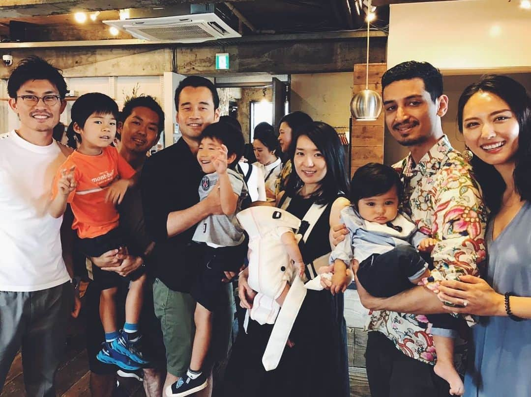 尾形沙耶香さんのインスタグラム写真 - (尾形沙耶香Instagram)「Thank you for coming to @hola_george0618 birthday party 🎂  #1stbirthdayparty 👶🏻 #１歳のお誕生日会」6月29日 22時49分 - sayakaogata