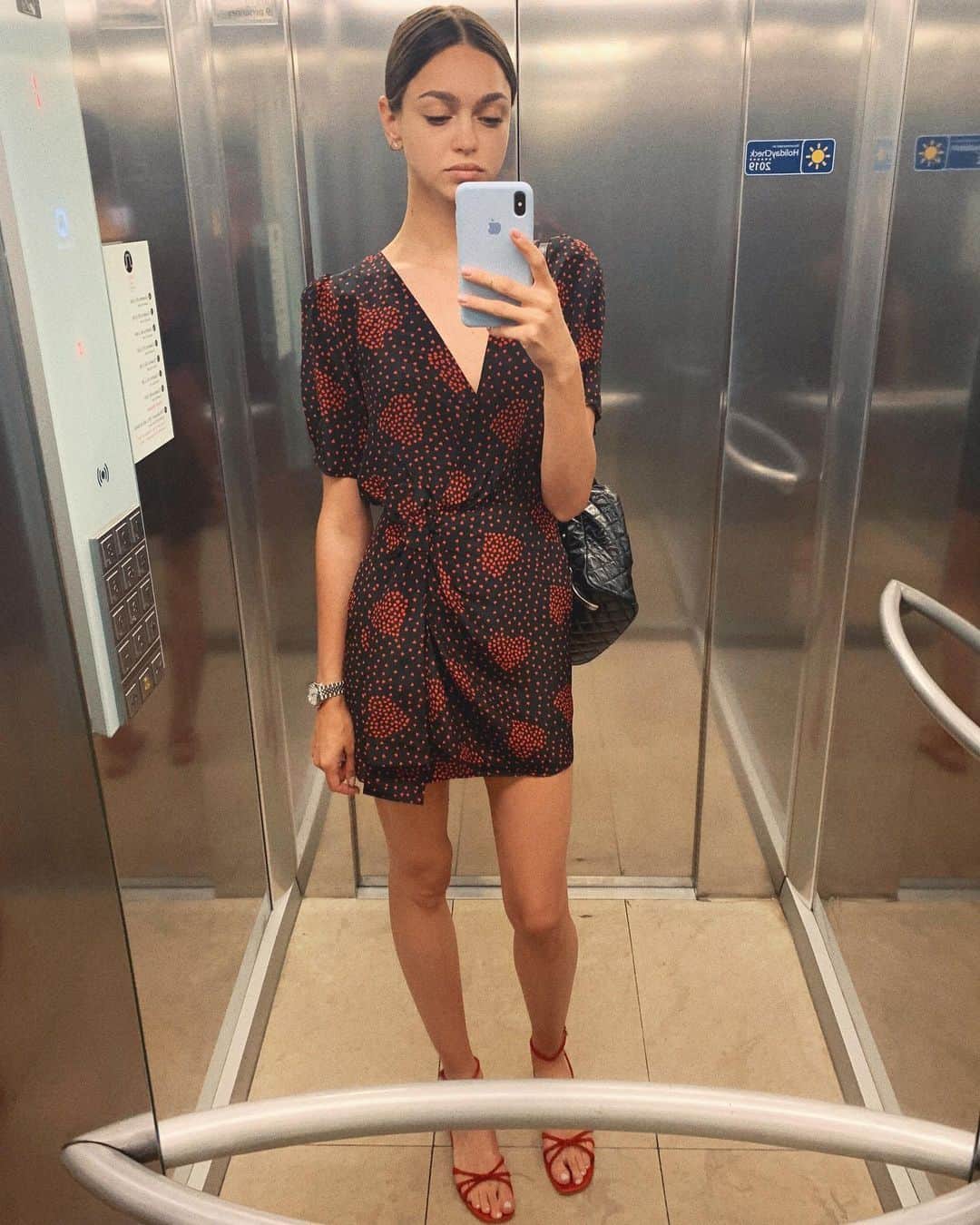 Zhenya Katavaのインスタグラム：「Paris .+36C. Casting .Fittings.Nothing new.」