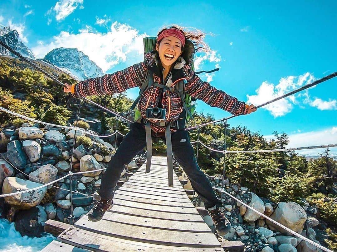 ドイターさんのインスタグラム写真 - (ドイターInstagram)「Yeah - have some fun at Torres del Paine in Chile 😄  This is a trekking trip which you will never forget! 🌎🥾⛰️ Hike between bizarre rock towers, calving glaciers and thundering waterfalls. 😮😃 ---- Thanks, @hiro_piromin for showing us where you #traveltheworld with Deuter. ----- Please tag #deuter to be featured. We love to see where you Deuter! ----- #deuterbackpack #itsgreatoutthere #traveladventure #wanderout #stayandwander #traveltales #outdoorlife #mountaineering #alpinemountaineering #mountainlovers #outdoorwomen」6月29日 23時00分 - deuter