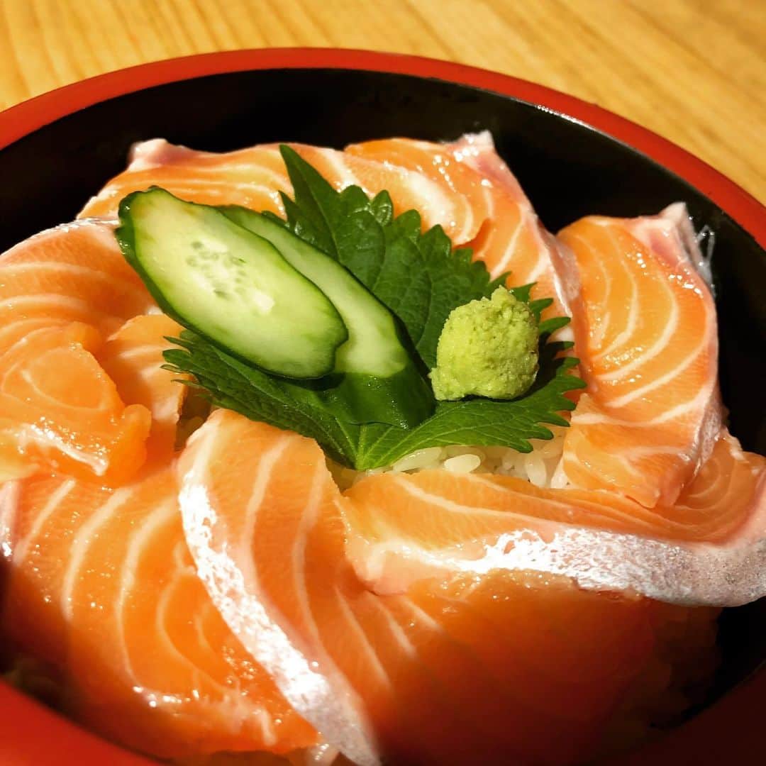 北海道知床漁場 伊丹店のグルメインスタ