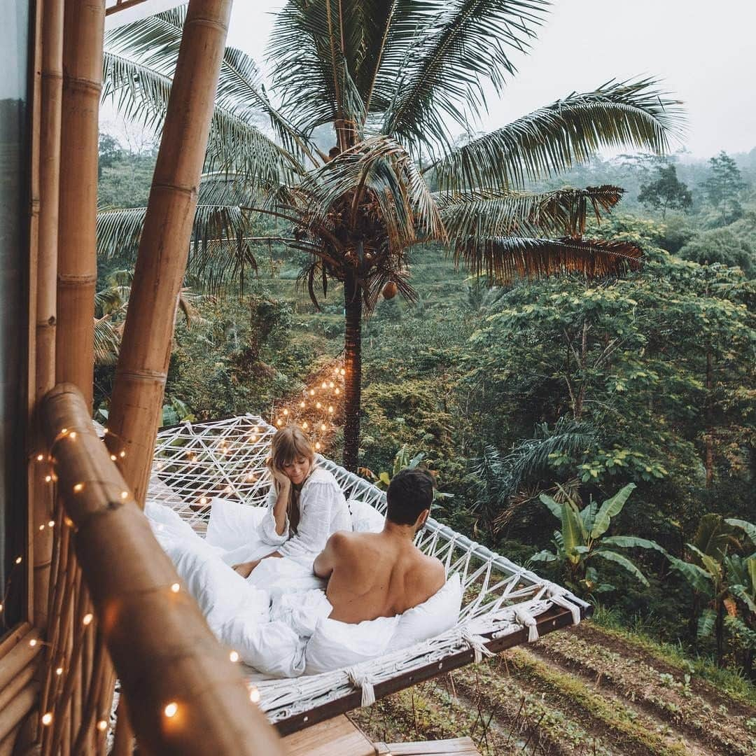 Kapten & Sonさんのインスタグラム写真 - (Kapten & SonInstagram)「'Travelling – It leaves you speechless, then turns you into a storyteller.' 🌴 @elsas_wholesomelife found the most cosy place to relax! ✨ #bekapten #kaptenandson⁠ .⁠ .⁠ .⁠ #adventure #adventureseeker #travelling #travelgram #travelgoals #traveladdicted #travellover #speechlessplaces #passportpassion」6月29日 14時30分 - kaptenandson