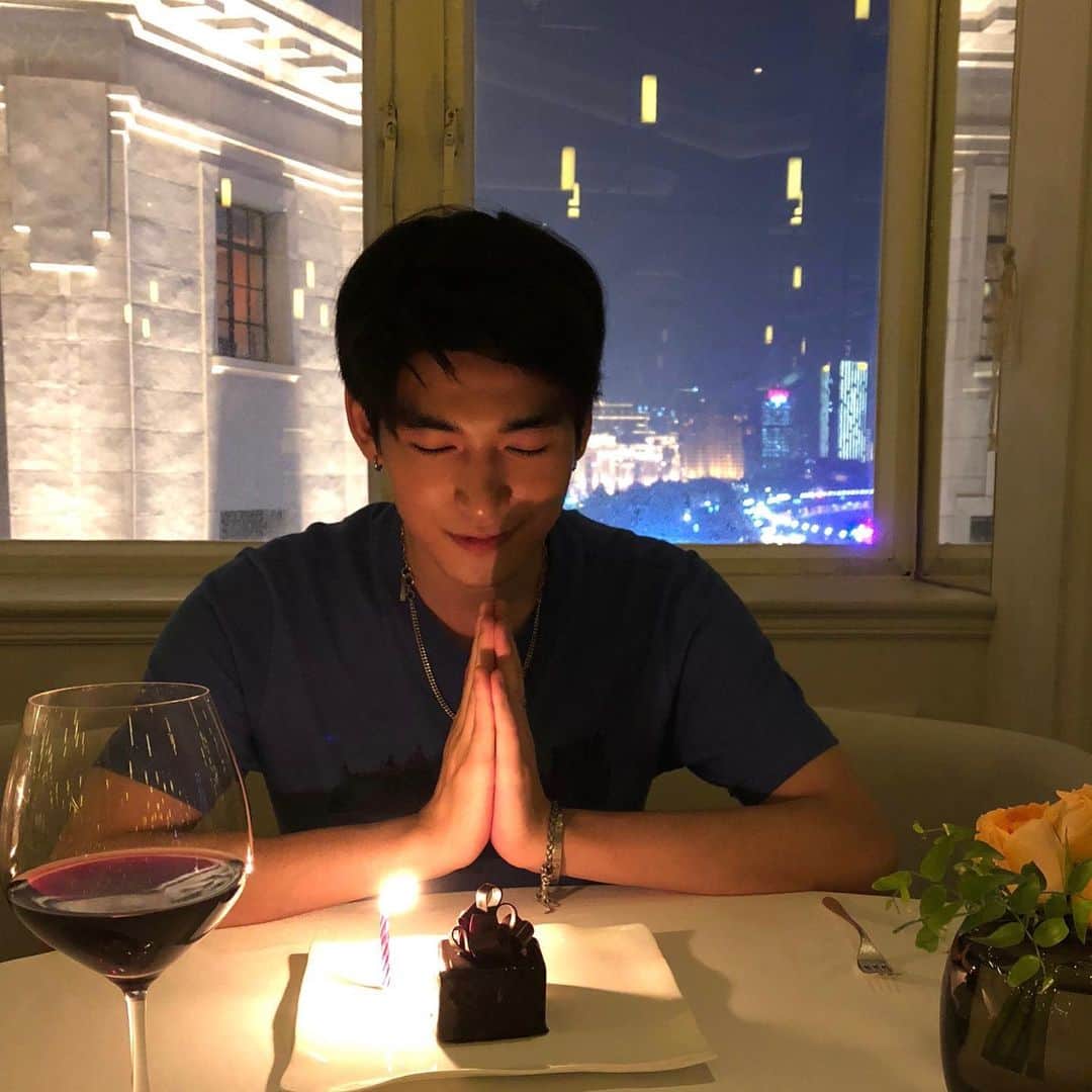 樋口葉生のインスタグラム：「🙏🏻🎂」