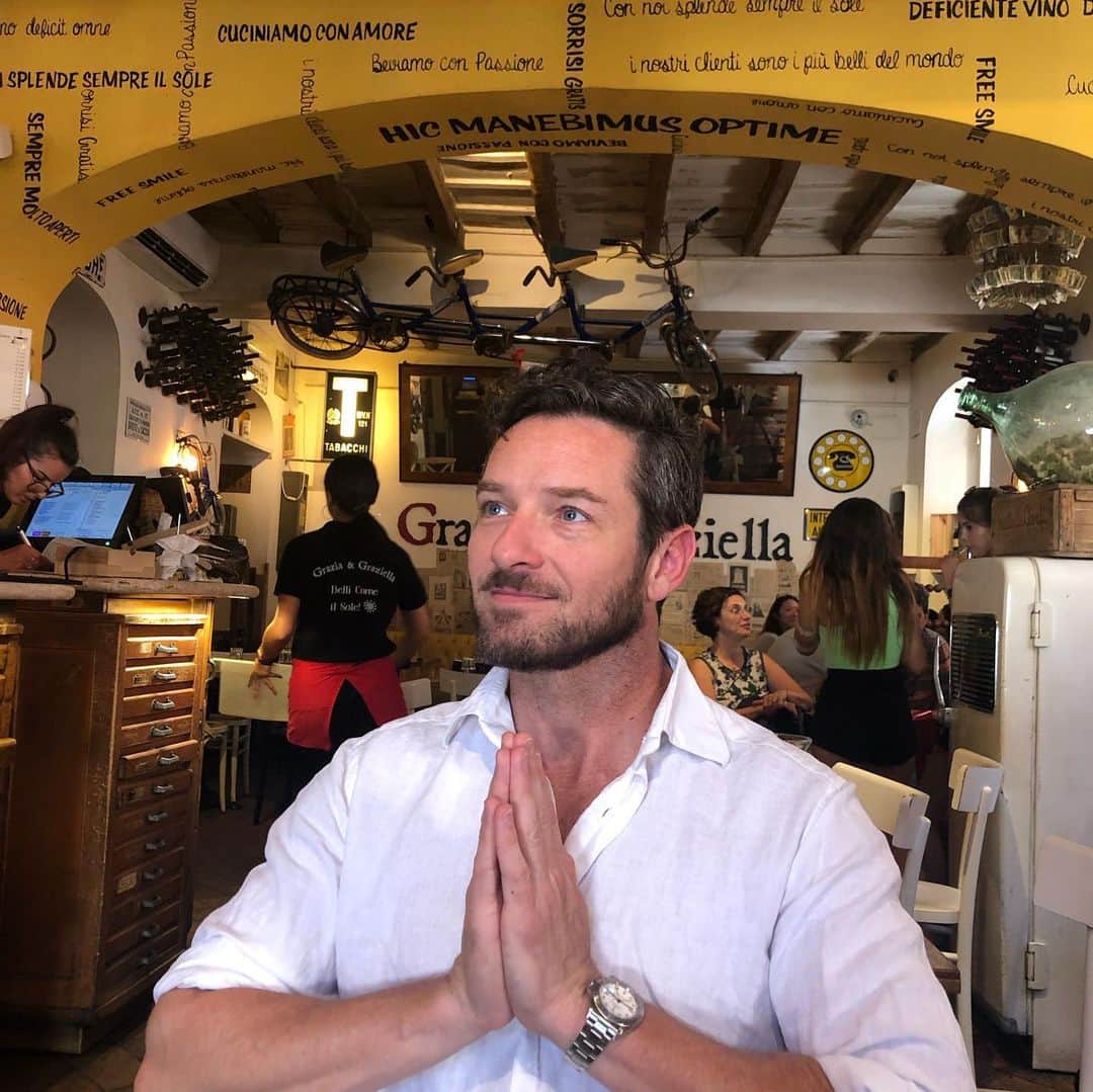 のインスタグラム：「My devotion to the gods of pizza and pasta in Trastevere.」