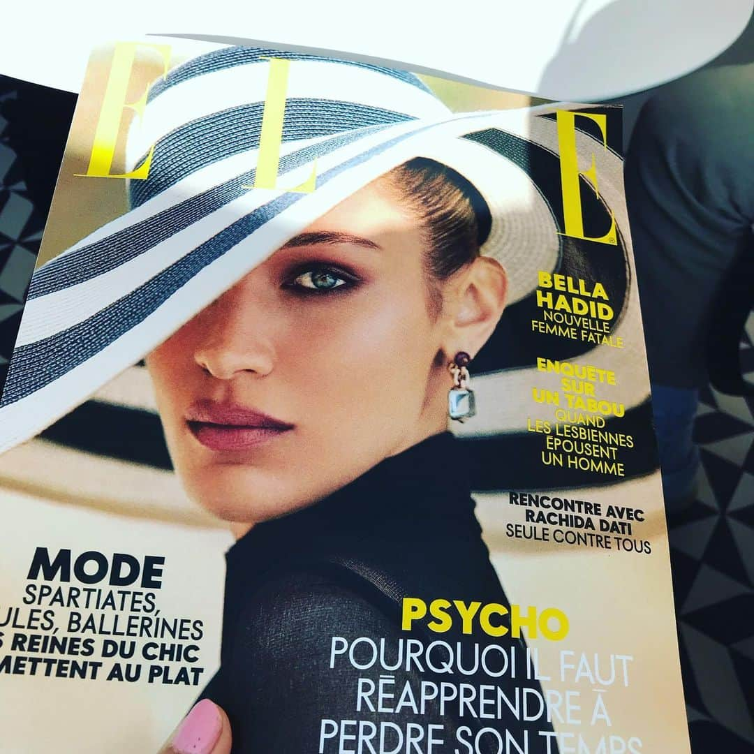 大宮エリーさんのインスタグラム写真 - (大宮エリーInstagram)「シャルルドゴールにて トランジット。 海外のELLE 本家パリ 最後の写真、、 いっくん？ #everylittlething  #持田香織 さん #伊藤一朗 さん」6月29日 16時16分 - ellie_omiya