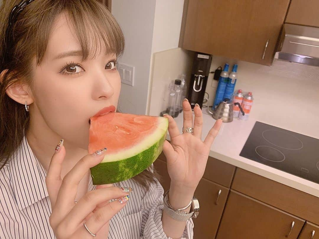 MIYUUさんのインスタグラム写真 - (MIYUUInstagram)「🍉 ロスで早めの 食べれた✌︎✌︎✌︎✌︎✌︎✌︎✌︎✌︎ #happiness  #losangeles  #japanesegirl」6月29日 16時27分 - immiyuu_official