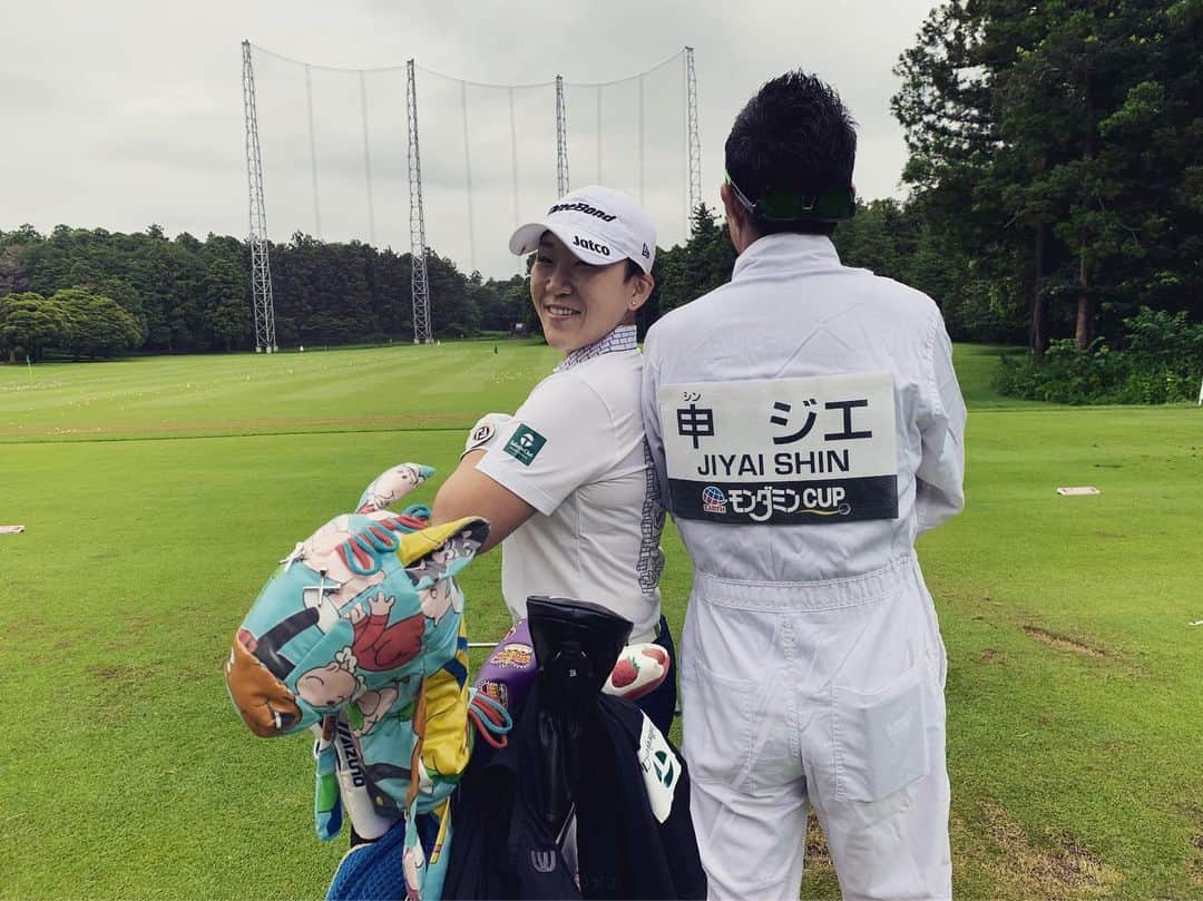 シン・ジエさんのインスタグラム写真 - (シン・ジエInstagram)「One more day! 👍💪🙆‍♀️🏌️‍♀️😍」6月29日 16時57分 - jiyai_shin