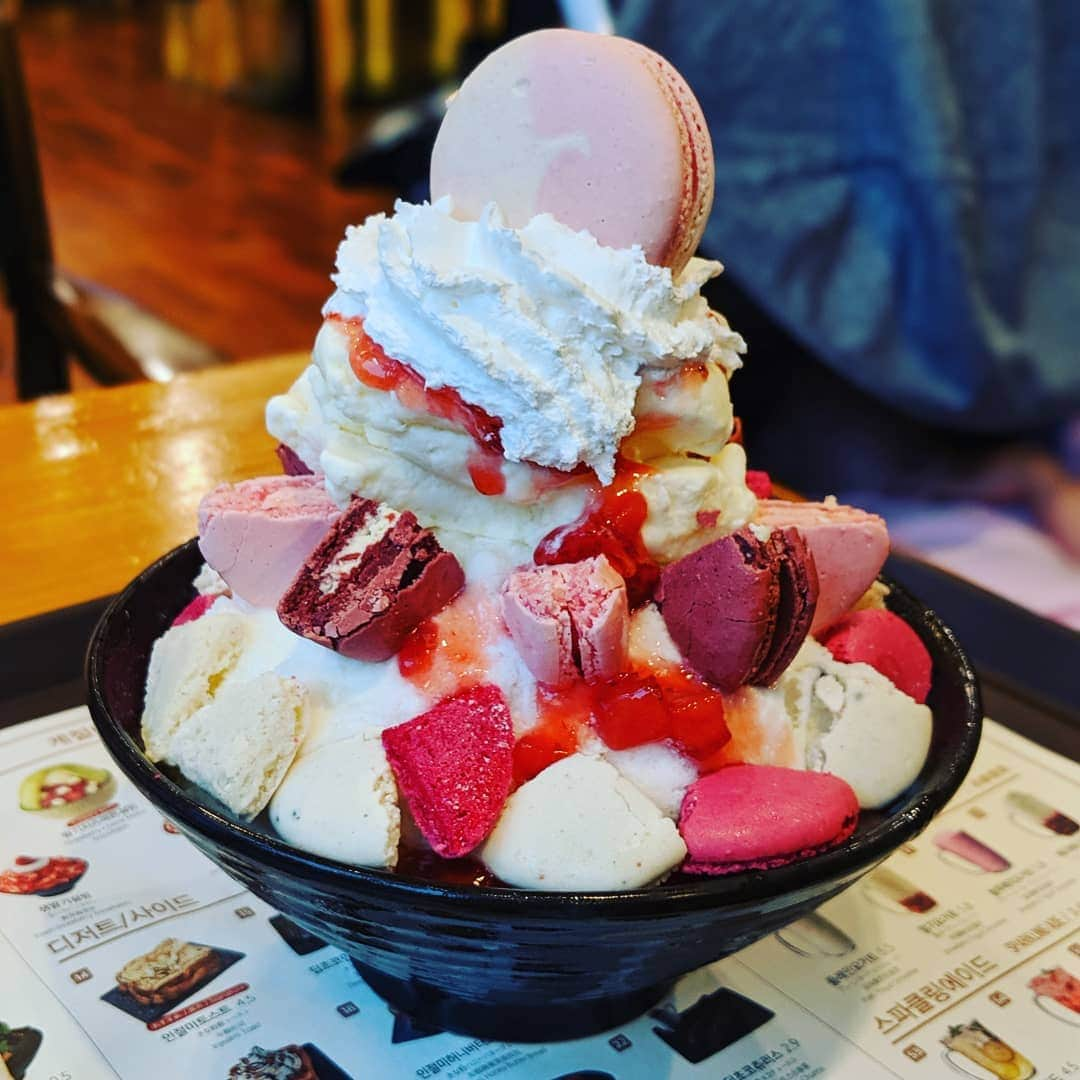 Masayasu Moritaさんのインスタグラム写真 - (Masayasu MoritaInstagram)「#かき氷 #shavedice #マカロン #macaron #seoul #korea #韓国グルメ #ソウル #韓国 #もりたま飯 #foodie #foodgasm #foodphotography #foodstagram #美食 #delicious #tasty #instafood #グルメ #food #yummy #foodporn #デリスタグラマー #グルメな人と繋がりたい #デザート好きな人と繋がりたい #旅行好きな人と繋がりたい」6月29日 16時57分 - masayasumorita