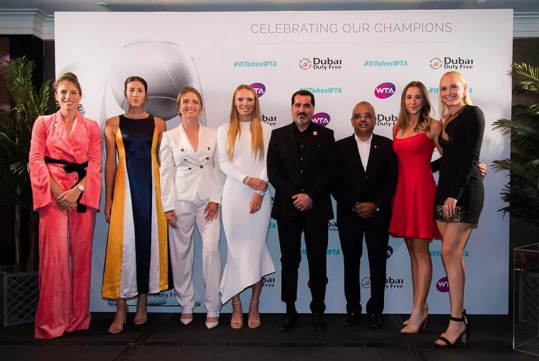 WTA（女子テニス協会）さんのインスタグラム写真 - (WTA（女子テニス協会）Instagram)「Purple carpet success at the #DDFSummerParty 🤩💃😍」6月29日 16時56分 - wta
