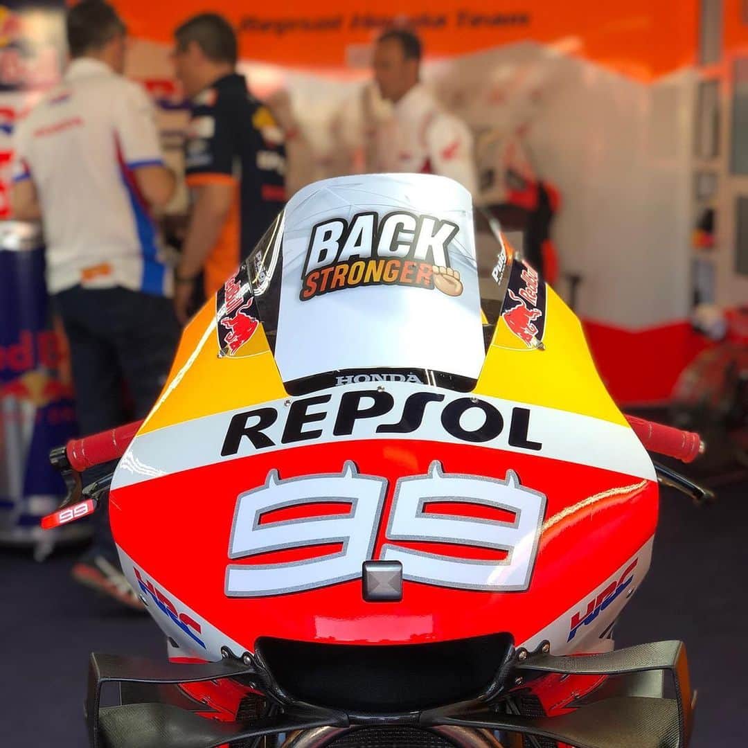 レプソル・ホンダのインスタグラム：「You’ll be back and stronger 💪 Animo Jorge! 😈」