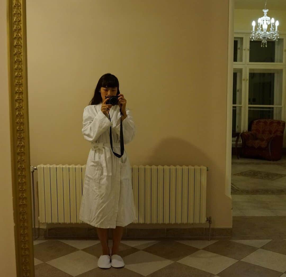 小林エリカさんのインスタグラム写真 - (小林エリカInstagram)「Self portrait  At the Radium Palace 2014  世界で初めてのラジウム•スパ•ホテル チェコ、ヤーヒモフ、旧ボヘミア、ザンクトヨアヒムスタール #radiumpalace」6月29日 17時34分 - erikakobayashiek