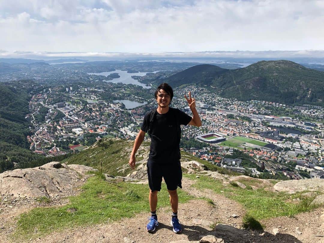 ダニエル太郎さんのインスタグラム写真 - (ダニエル太郎Instagram)「Best place in the world to hang #bergen #norway #retreat」6月29日 23時15分 - tarodaniel