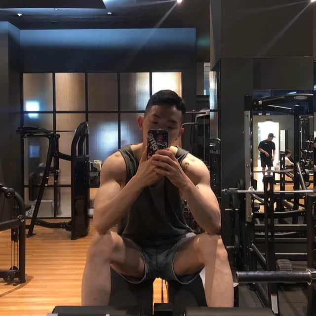 チョ・グォン さんのインスタグラム写真 - (チョ・グォン Instagram)「💪🏻」6月29日 18時04分 - kwon_jo