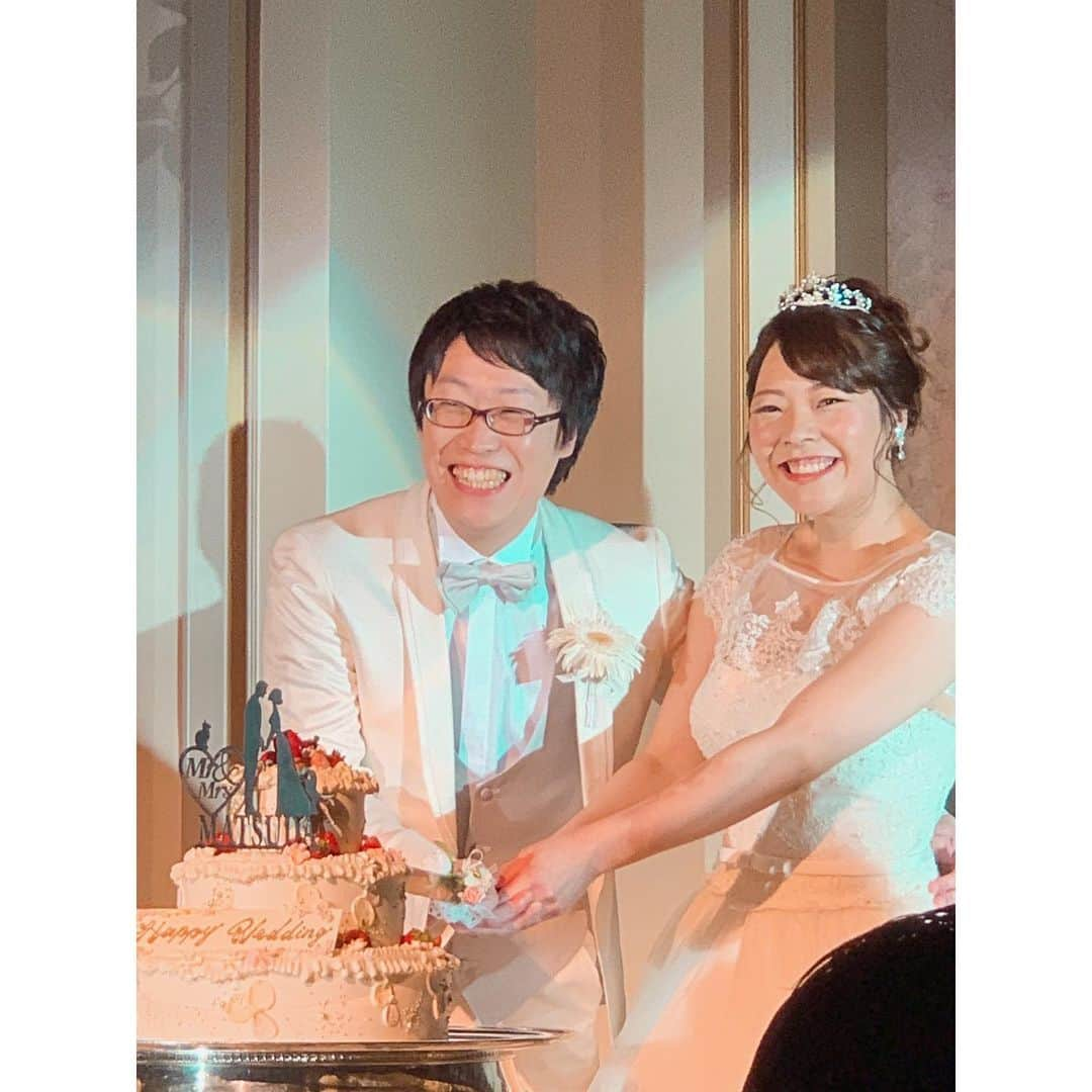 寺下智香（プロボウラー）さんのインスタグラム写真 - (寺下智香（プロボウラー）Instagram)「佳奈さんの結婚式へ👰🤵💒💕 . . 予想通り可愛くて綺麗でした‼️ 末永くお幸せに💓  #佳奈さん #おめでとうございます #笑いいっぱいありの #結婚式 #幸せおすそわけ #ありがとうございます🙏」6月29日 19時19分 - chika507