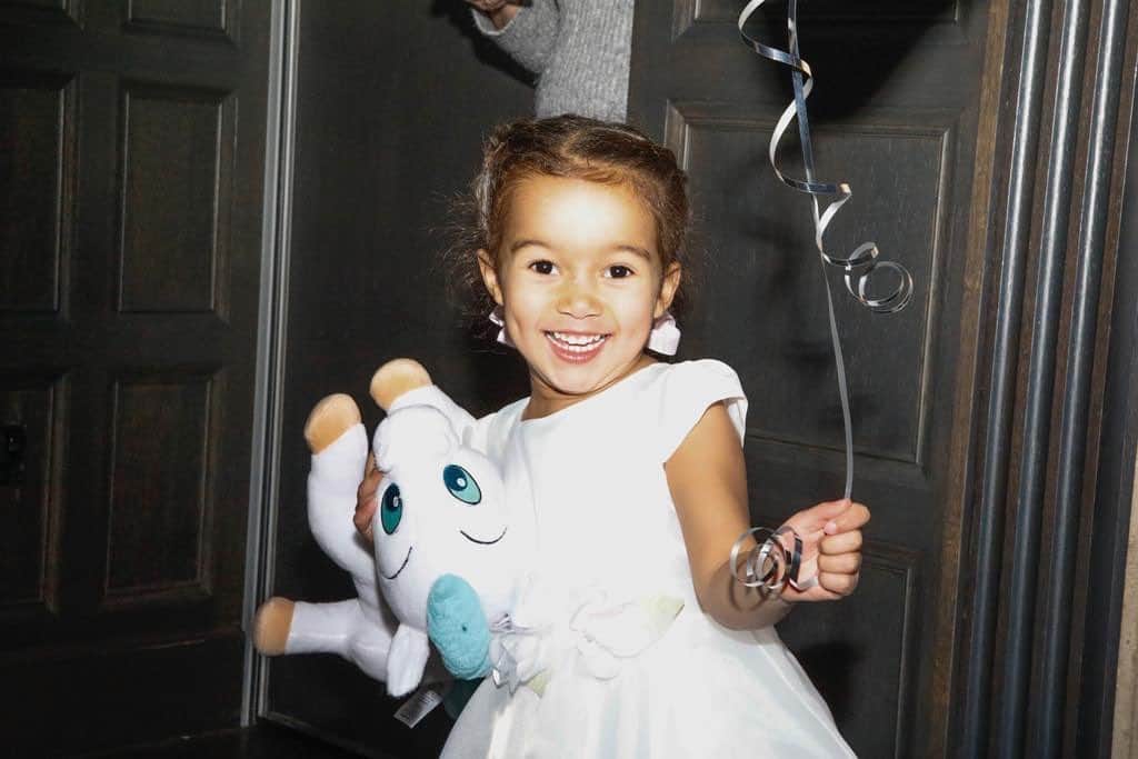 スコット・シンクレアのインスタグラム：「...Happy 4th Birthday Baby girl♥️♥️」