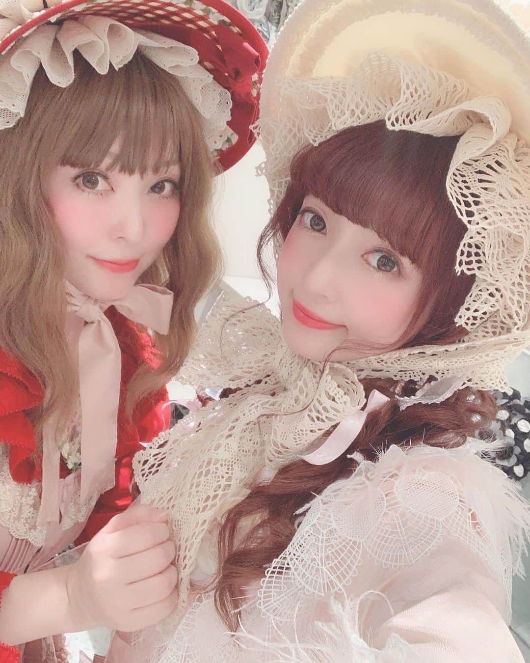 青木美沙子さんのインスタグラム写真 - (青木美沙子Instagram)「今日のMisako Aoki  20th Lolita Anniversary Party #みさこーで お洋服はelpressさんで中国のブランドさん！ 帽子は、仔馬洋品店さん ヘアアレンジは、たくやさん タグ付け🏷してるのでお2人のアカウントいってみてね💓 可愛くして下さり、本当にありがとうございました😊 #美沙子20周年 #ロリータファッション」6月29日 20時10分 - misakoaoki