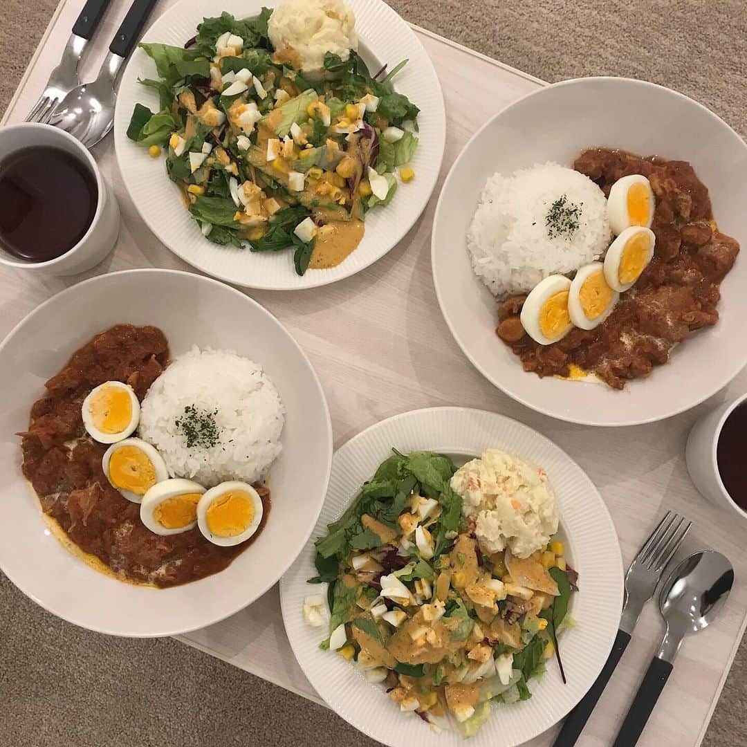 のインスタグラム：「#おうちごはん #バターチキンカレー . . . #おうちカフェ  #カフェご飯」