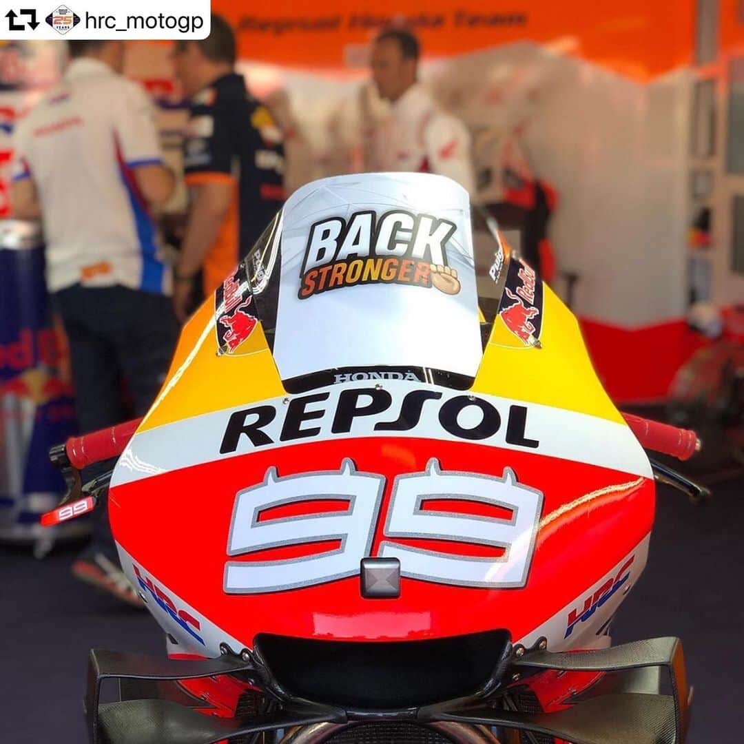 ホルヘ・ロレンソさんのインスタグラム写真 - (ホルヘ・ロレンソInstagram)「Thanks for the support. // Gracias por el apoyo. #repost @hrc_motogp ・・・ You’ll be back and stronger 💪 ¡Ánimo Jorge! 😈」6月29日 20時35分 - jorgelorenzo99