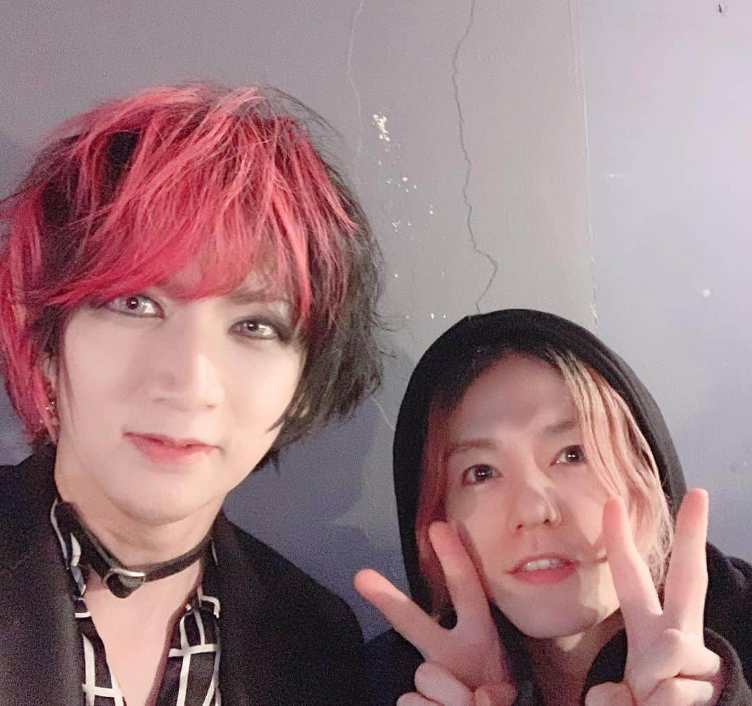 Ikuoさんのインスタグラム写真 - (IkuoInstagram)「Rayflower”SKULL HEADS SPEAKING vol.4”終了しました！SHINくん呼んでくれてありがとう！最高に楽しかった‼️お越しのみなさんありがとう😊miroくんにケンちゃんにYOUSAYとも久々に会えて嬉しかった！！ #ikuo #rayflower  #shin #skullheadsspeaking」6月29日 20時57分 - ikuobass