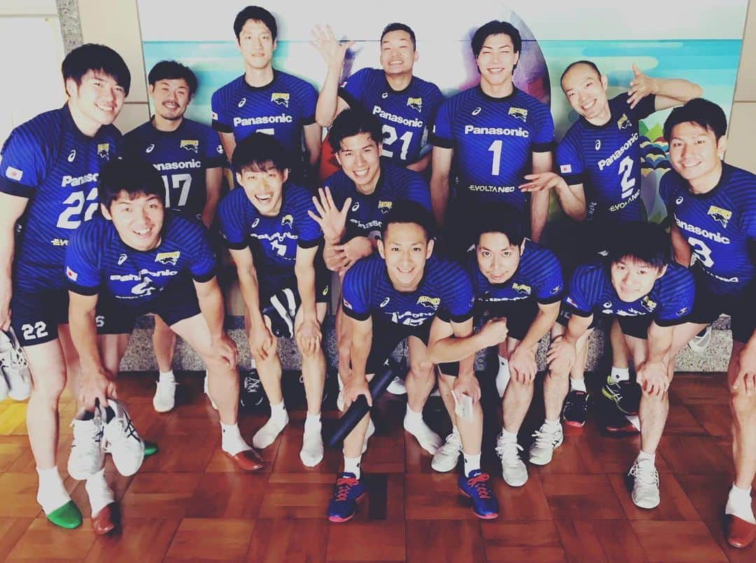 伊賀亮平のインスタグラム：「25歳になりました！皆さんお祝いありがとうござます😊これからもよろしくです！ #わっしょい」
