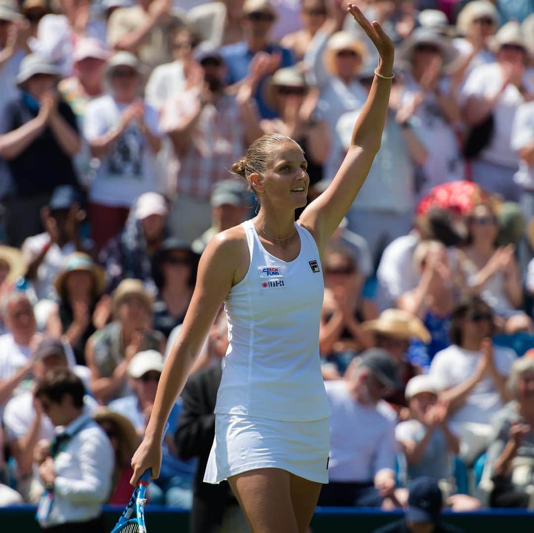 WTA（女子テニス協会）さんのインスタグラム写真 - (WTA（女子テニス協会）Instagram)「Congrats on the new hardware @karolinapliskova 🏆🤩 #NatureValleyInternational」6月29日 23時41分 - wta