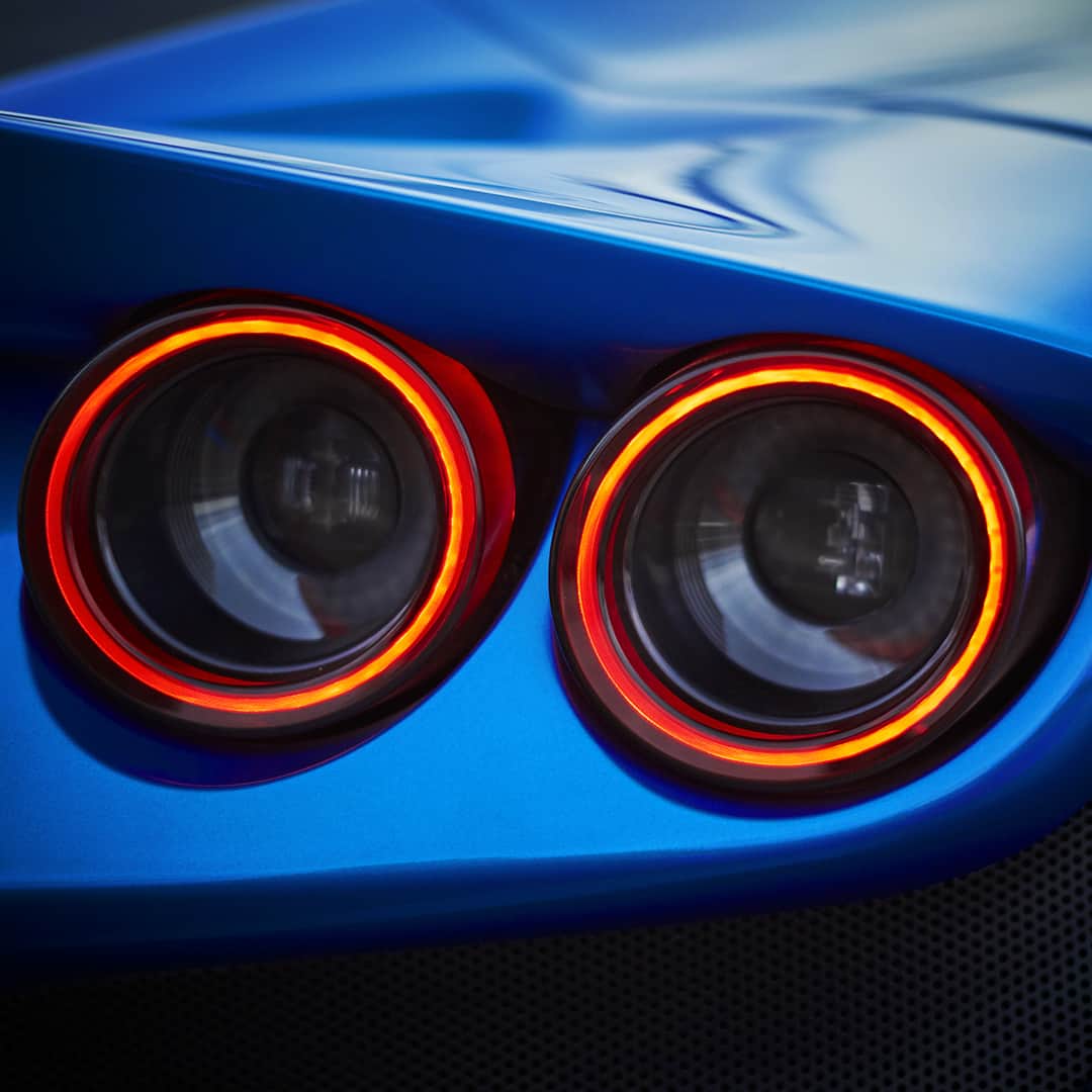 フェラーリさんのインスタグラム写真 - (フェラーリInstagram)「The #FerrariF8Tributo exhibits sporty elegance and the highest regard to sleek #Ferrari forms. #ItalianDesign #Details」6月30日 0時00分 - ferrari