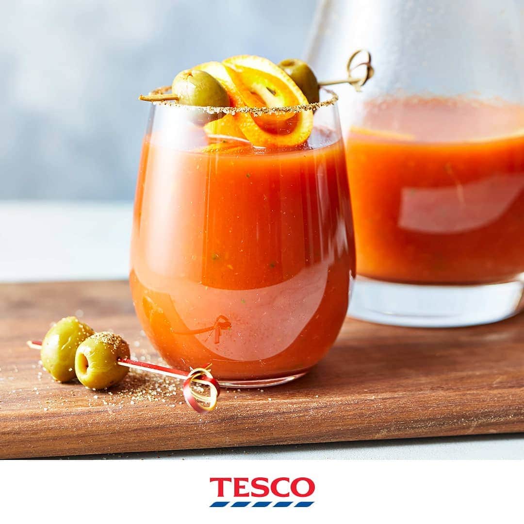 Tesco Food Officialさんのインスタグラム写真 - (Tesco Food OfficialInstagram)「A cool pitcher of sangria being stirred might be the ultimate summer sound... and this recipe will be music to your ears. Making use of our great tomato and orange juice offers, it veers slightly into bloody Mary territory with a slight, spicy kick.  Ingredients 700ml tomato juice 350ml freshly squeezed orange juice (from 4 large oranges) 2 limes, juiced 1 green chilli, deseeded and very finely diced ¼ tsp celery salt, plus more for the glasses green olives, to garnish orange slices, to garnish  Method In a large jug, mix together the tomato juice, orange juice, lime juice, chilli and celery salt. Chill for at least 1 hr until very cold. To serve, dip the rims of 6 small tumblers in celery salt (optional), then divide the sangrita between them. Garnish each glass with green olives and orange slices, if you like.」6月30日 0時03分 - tescofood