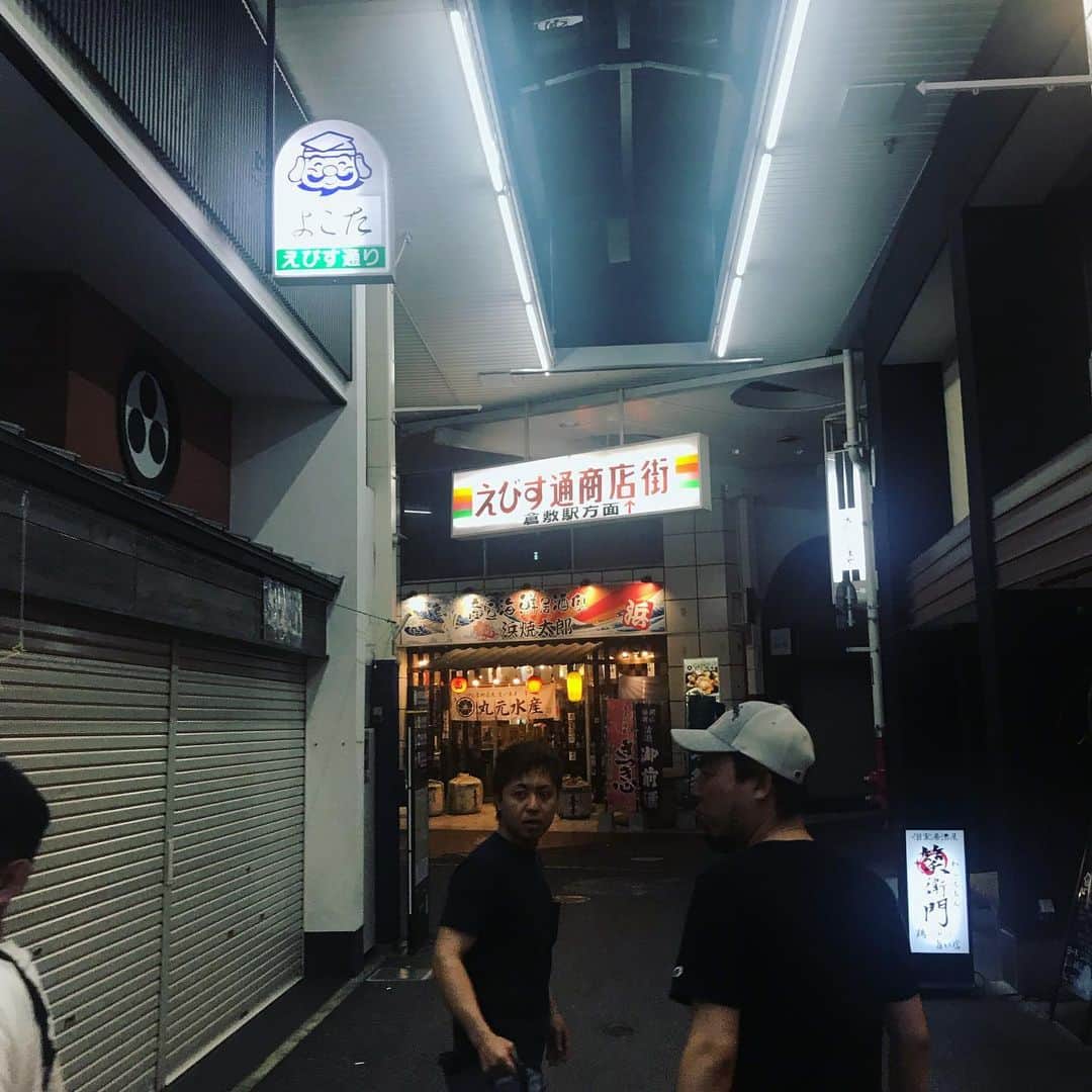 のインスタグラム：「倉敷の夜を満喫中！  荒木くんおススメの締めラーメンはこちら。醤油スープの中華そば風でした。  高Q館のコスパが…。 #toggy #kurashiki #okayama #radiodj #高q館ⅱ #美観地区」
