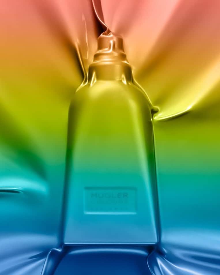 のインスタグラム：「Happy Pride! #pride #mugler - The #muglercologne collection featured in numero france. - Magazine @numeromagazine Art direction @michele_faro_stylist Photographer @slinc」