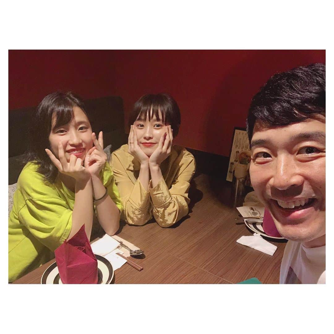 高橋愛さんのインスタグラム写真 - (高橋愛Instagram)「大好きなりりか💘 ㅤㅤㅤㅤㅤㅤㅤㅤㅤㅤㅤㅤㅤ 私の従姉妹なんだけど めちゃ歳が離れてて だから 可愛くって 可愛くって 仕方がないのです。 ㅤㅤㅤㅤㅤㅤㅤㅤㅤㅤㅤㅤㅤ なんかね 夢に向かって 頑張ってるもんだから 尚更、放っておけないんですよね〜 やっぱり そういう子って キラキラしてるし 刺激をもらうのです🥰😘🙏🏻 ㅤㅤㅤㅤㅤㅤㅤㅤㅤㅤㅤㅤㅤ #わたしのいとこ #りりか #ダンスが上手な #自慢の従姉妹 #しかもかなり良い子 #いい奴 #17歳のりりか #もっとおっきくなーれ！」6月30日 0時37分 - i_am_takahashi