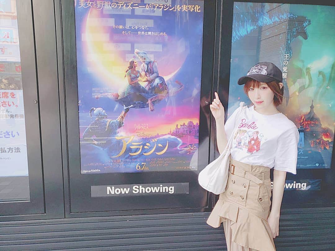 小田桐奈々さんのインスタグラム写真 - (小田桐奈々Instagram)「✨✨ #アラジン 見に行ったよ！ * * アラジンとジャスミンの恋も、 ジーニーとの友情も、 とってもとっても美しかった…😊 ナオミスコットの歌声に心が震えました 皆はアラジン観に行った？☺️ #いっぱい泣いた * * 魔法のじゅうたんかわいすぎんか？ うちに来ないか？ * * * #アラジン実写化 #アラジン実写 #アラジン実写版 #ジャスミン #ジーニー #TOHOシネマズ #魔法のじゅうたん #魔法のじゅうたん乗りたい #魔法のじゅうたん欲しい #ALADDIN #aladdinmovie #aladdin2019 #アラジン2019 #disneyaladdin #ディズニーアラジン #映画記録 #映画館 #映画アラジン #アラジン映画 #ジーニーかわいい #字幕 #IMAX」6月30日 0時45分 - odagirinana